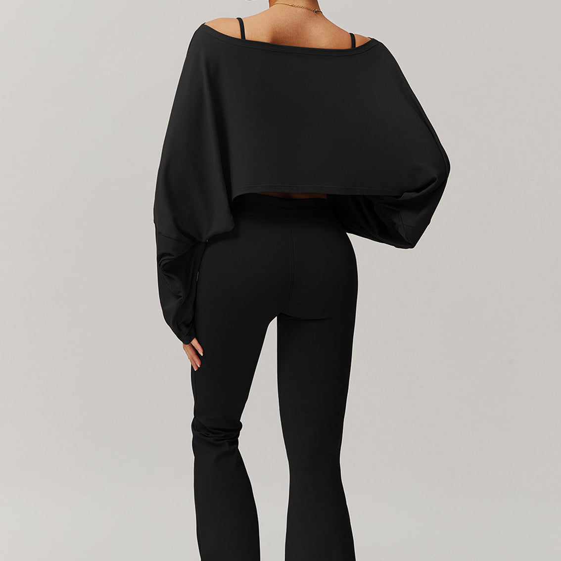 Conjunto de top oversize con pantalón acampanado - Dressygt