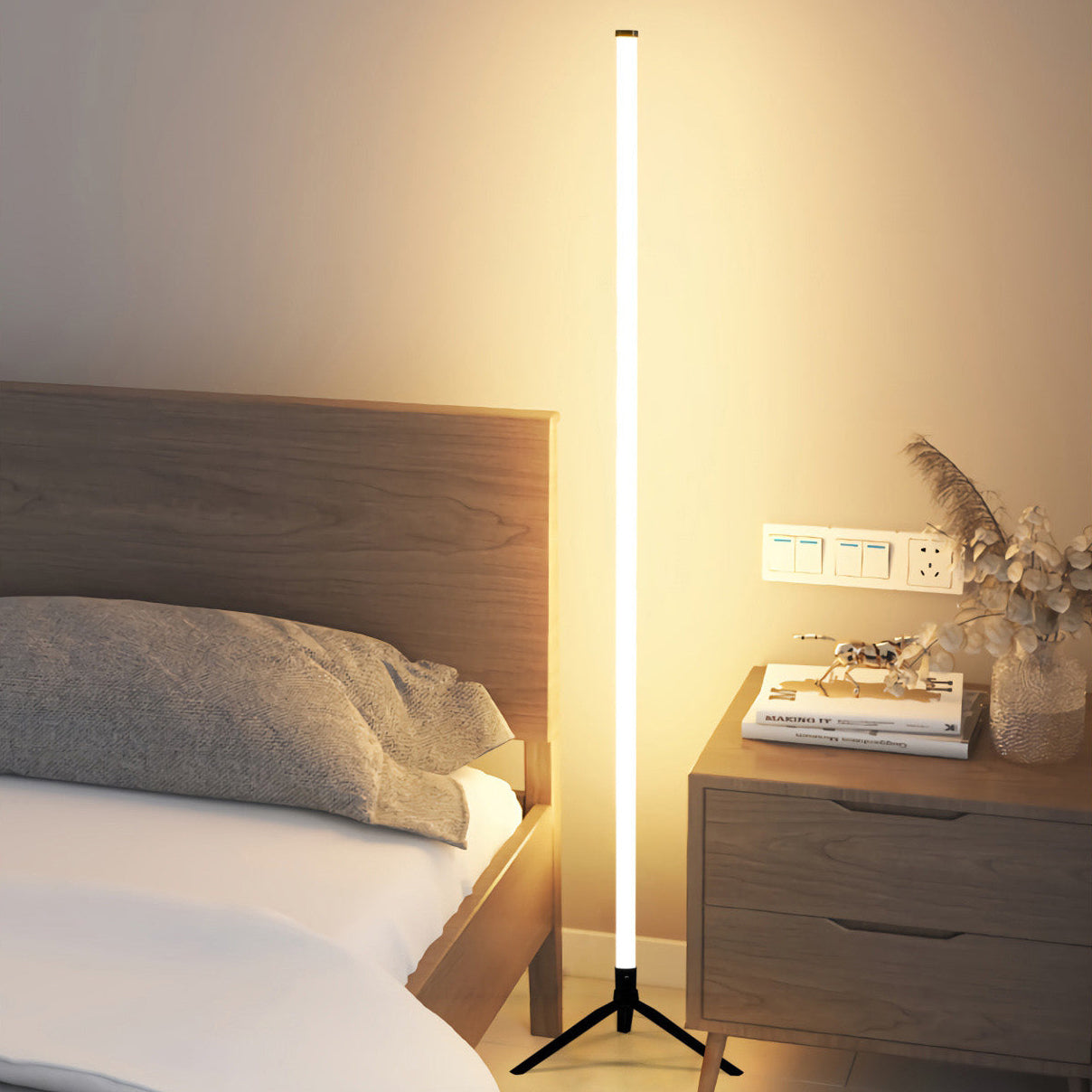 Lámpara RGB de piso con control remoto - Dressygt