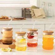 Vaso con pajilla de vidrio y tapa de bambú con diseño wavy - Dressygt