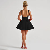 Vestido corto sin mangas