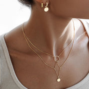 Collar con colgante de circulo