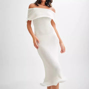 Vestido midi de hombros caídos