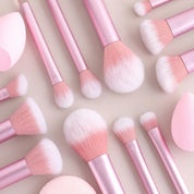 Set de 12 brochas y esponjas de maquillaje - Dressygt