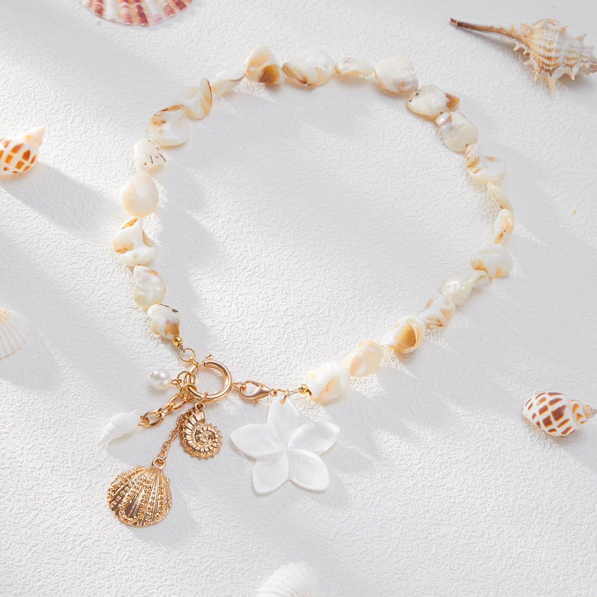 Collar chunky con dijes de mar - Dressygt