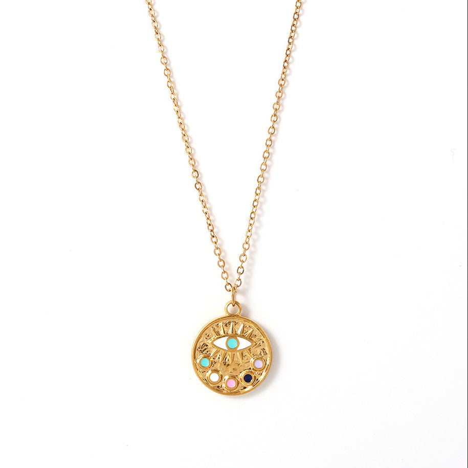 Collar con dije de ojo turco