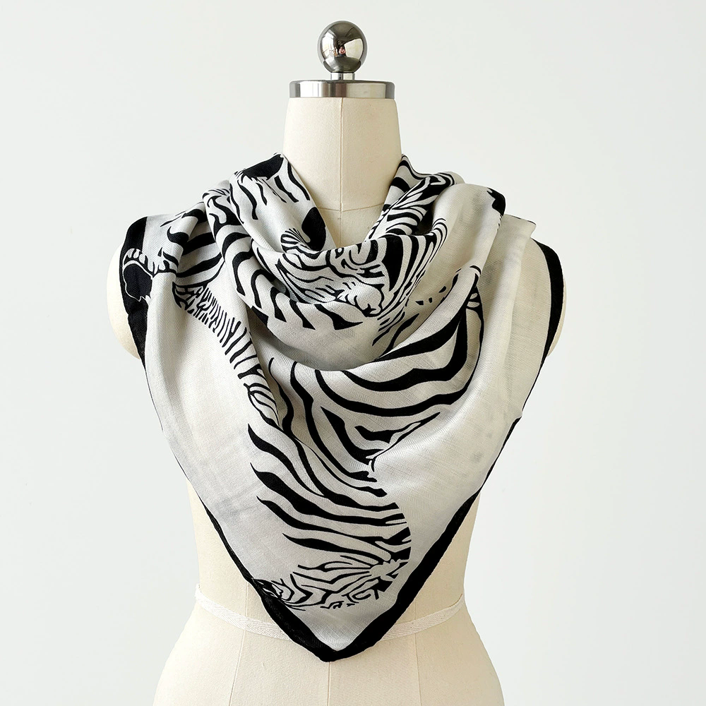 Pañuelo grande de cebra - Dressygt