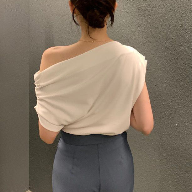 Blusa estilo classy con hombro caído - Dressygt