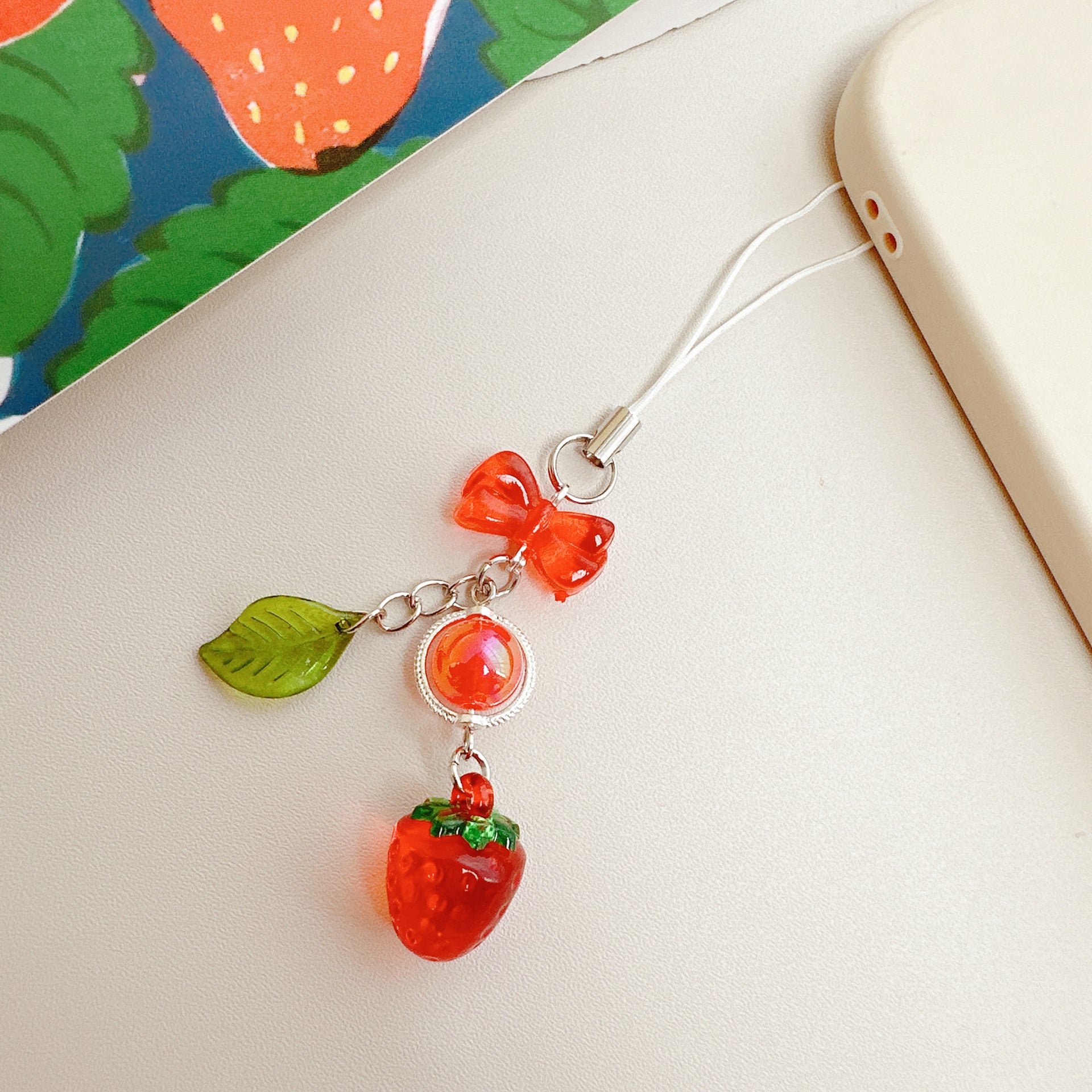 Charm colgante de fresa