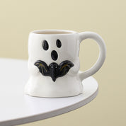 Taza con diseño de fantasma