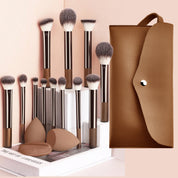 Set de brochas de maquillaje con esponjas