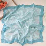 Pañuelo con cuadritos