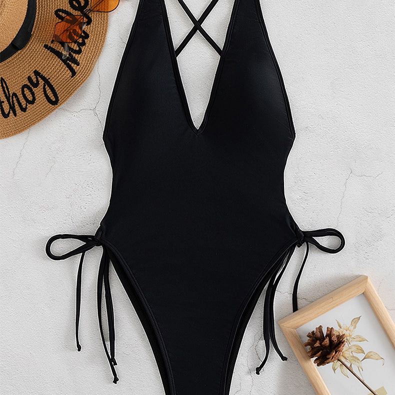 Traje de baño con escote