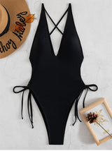 Traje de baño con escote