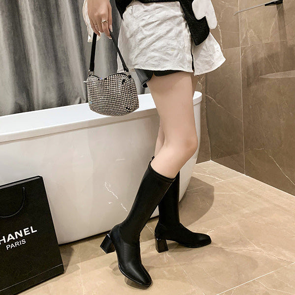 Botas altas de tacón cuadrado