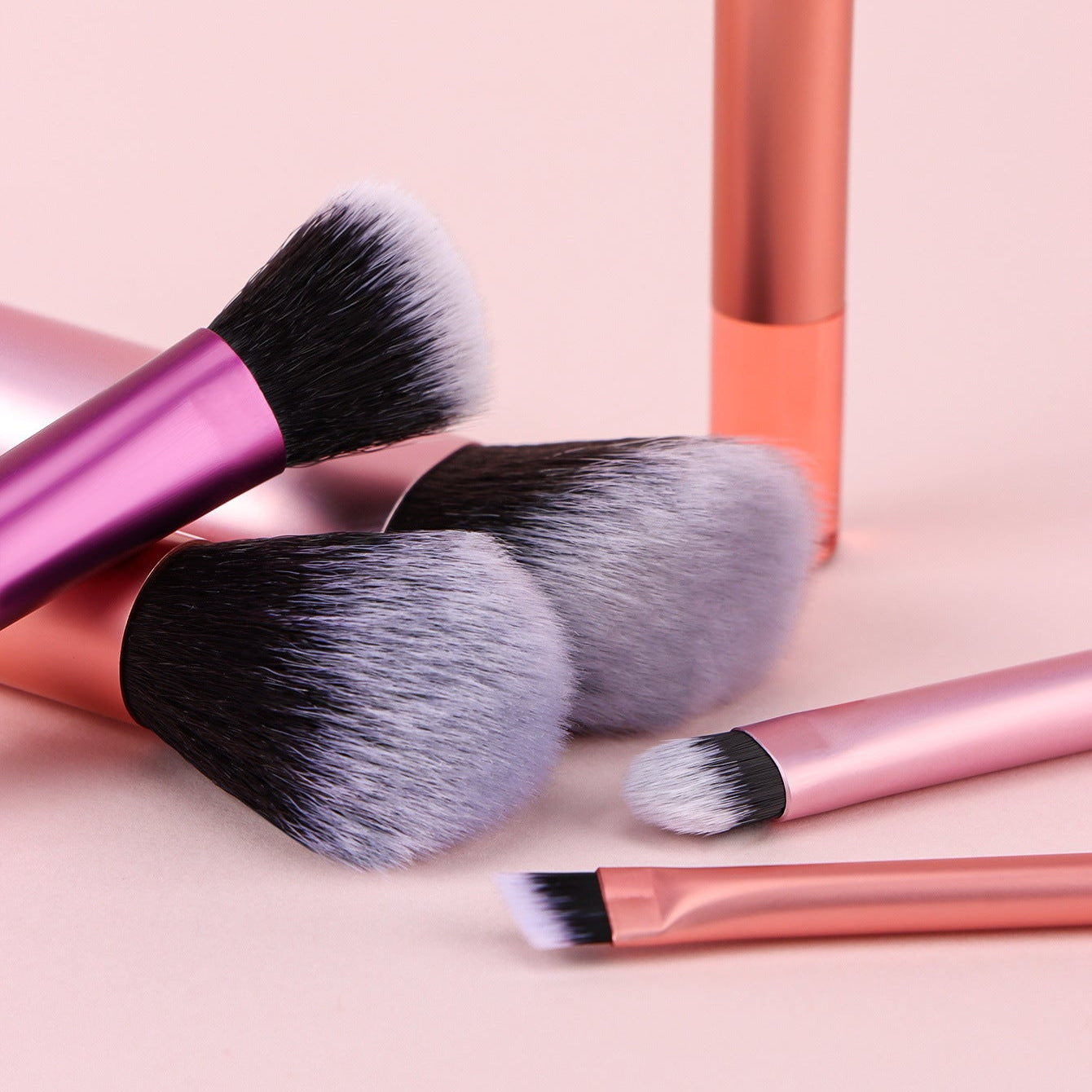Set de 10 mini brochas de maquillaje con estuche - Dressygt
