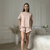 Pijama de short y blusa con lunares