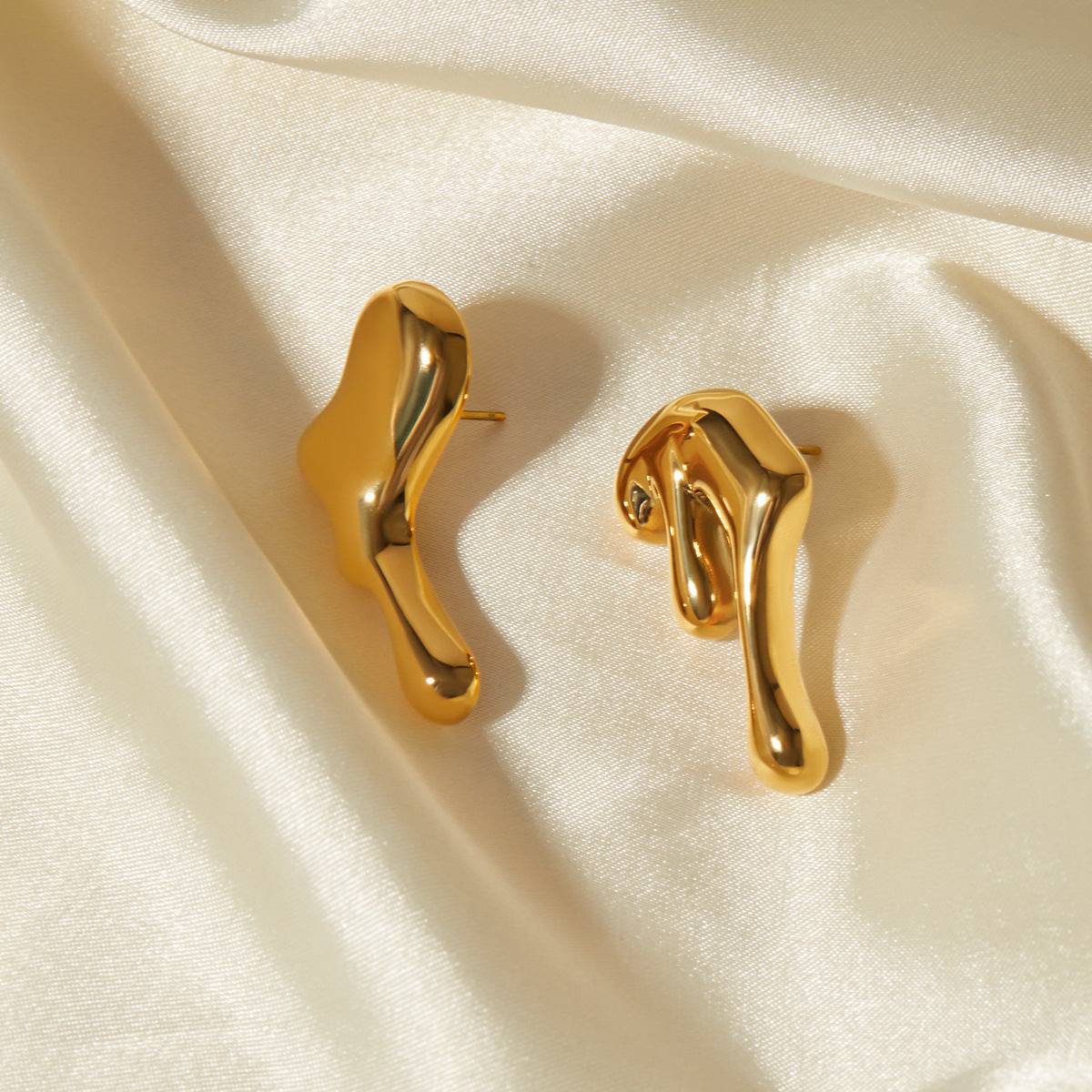 Aretes con diseño irregular - Dressygt
