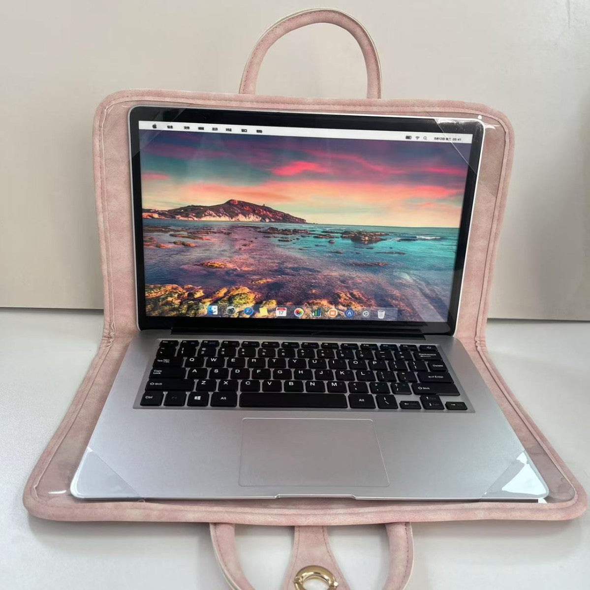 Funda con agarrador para laptop de 16 pulgadas