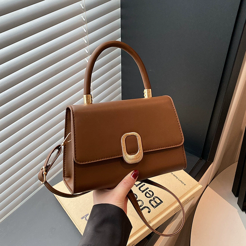 Bolso para dama con correa ajustable