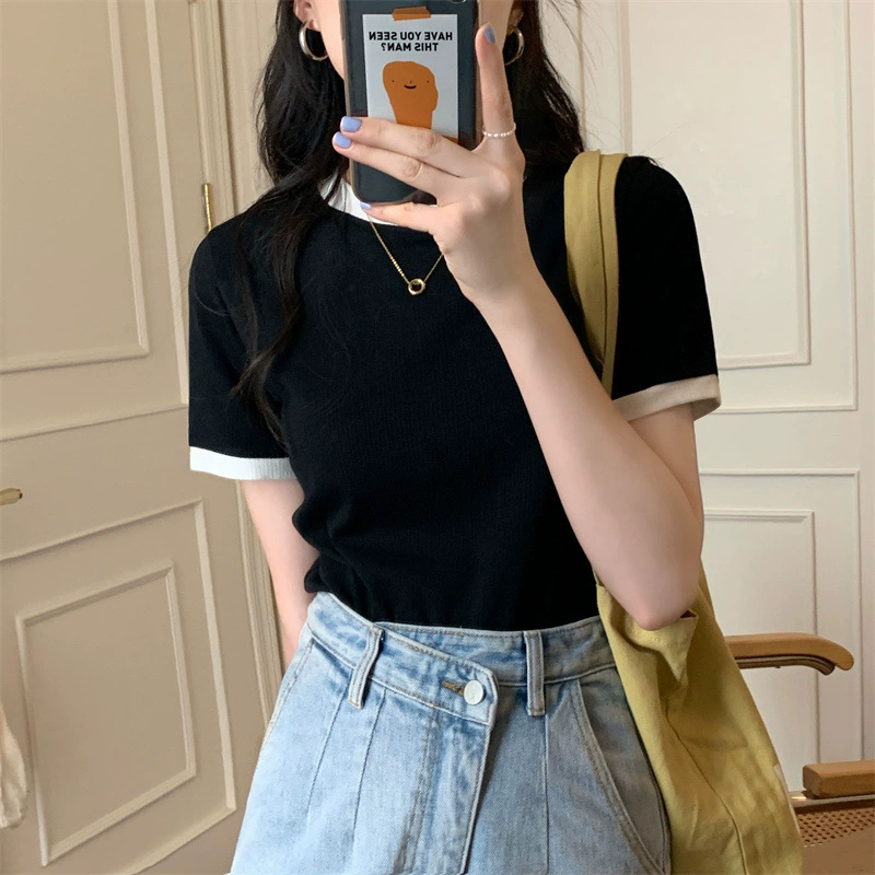 Blusa básica con cuello en contraste - Dressygt