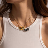 Collar de corazón grande