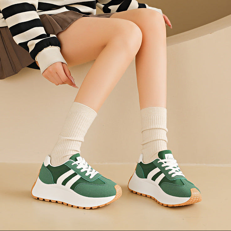 Tenis con plataforma retro