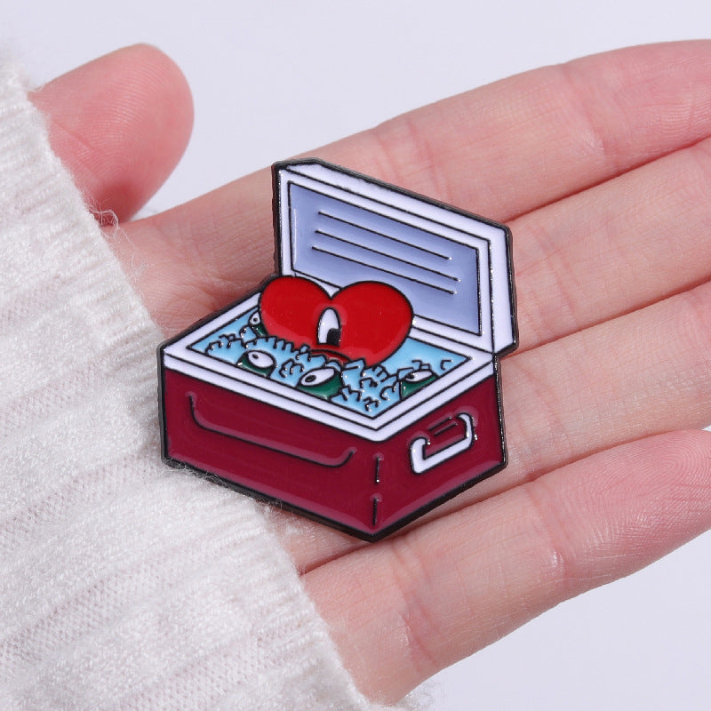 Pin con diseño de hielera y corazón Bad Bunny - Dressygt