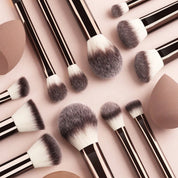 Set de 12 brochas y esponjas de maquillaje - Dressygt