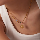 Collar de acero inoxidable con dije de sol