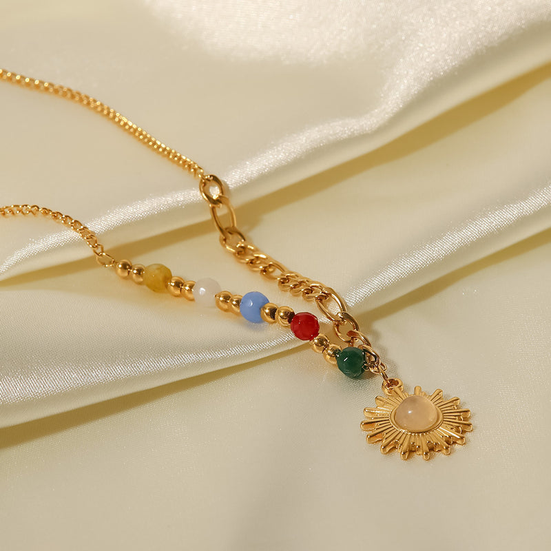 Collar de acero inoxidable con dije de sol