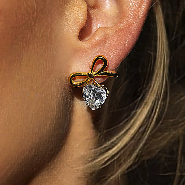 Aretes con diseño de moña