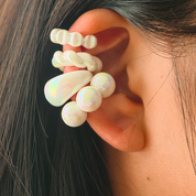 Set de ear cuffs acrílicos