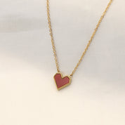 Collar con dije de corazón rojo - Dressygt