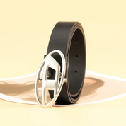 Cinturón con hebilla grande