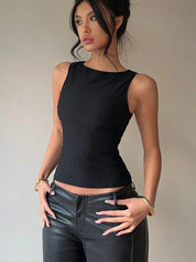 Blusa sin mangas con moño en la espalda