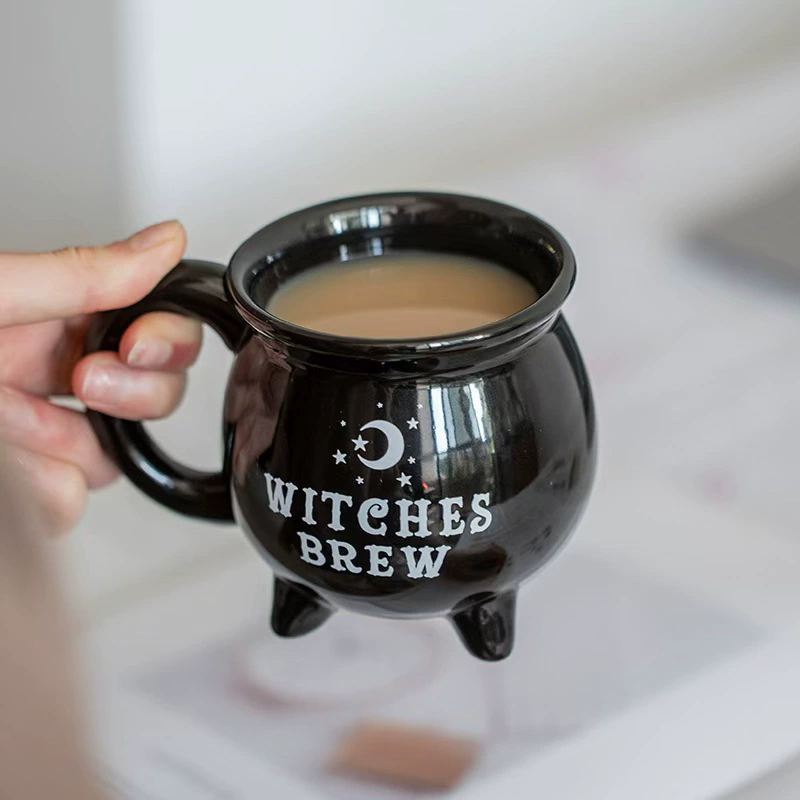 Taza de cerámica con diseño de caldero - Dressygt