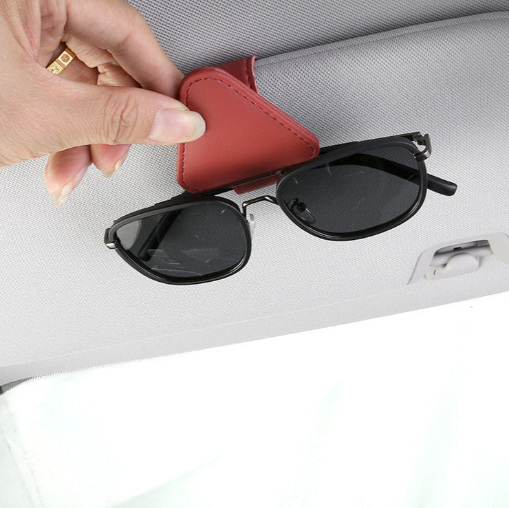 Clip para colgar gafas de sol