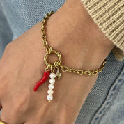 Pulsera dorada con dije - Dressygt