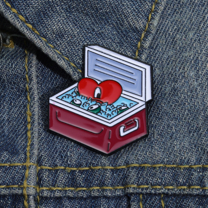 Pin con diseño de hielera y corazón Bad Bunny - Dressygt