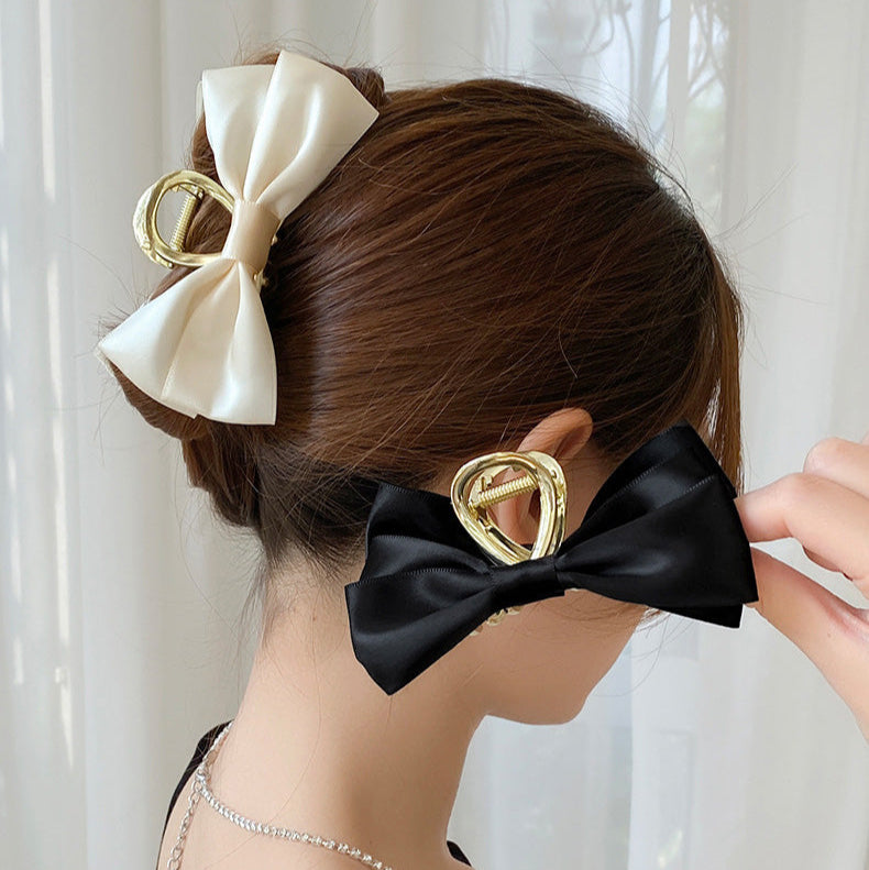 Gancho para cabello con diseño de moño