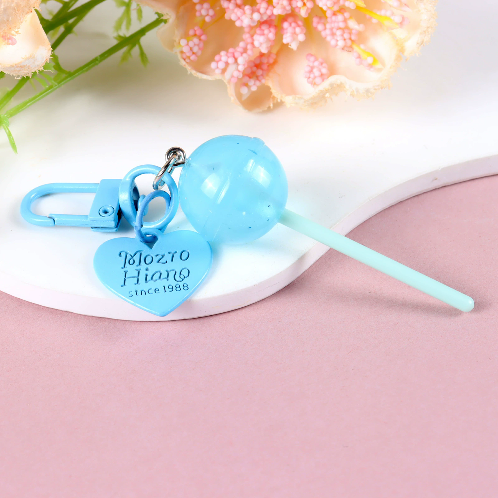 Llavero candy pop con clip de corazón