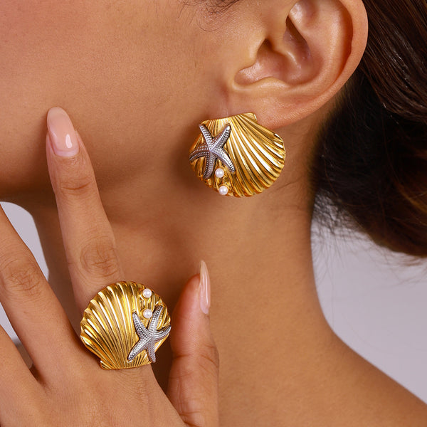Aretes dorados de concha
