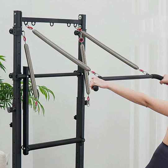 Máquina reformer pilates multifuncional con torre y accesorios