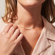 Collar con dije de mamá