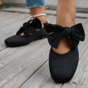 Zapatillas livianas con decoración de moña