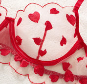 Set de lencería transparente con corazones