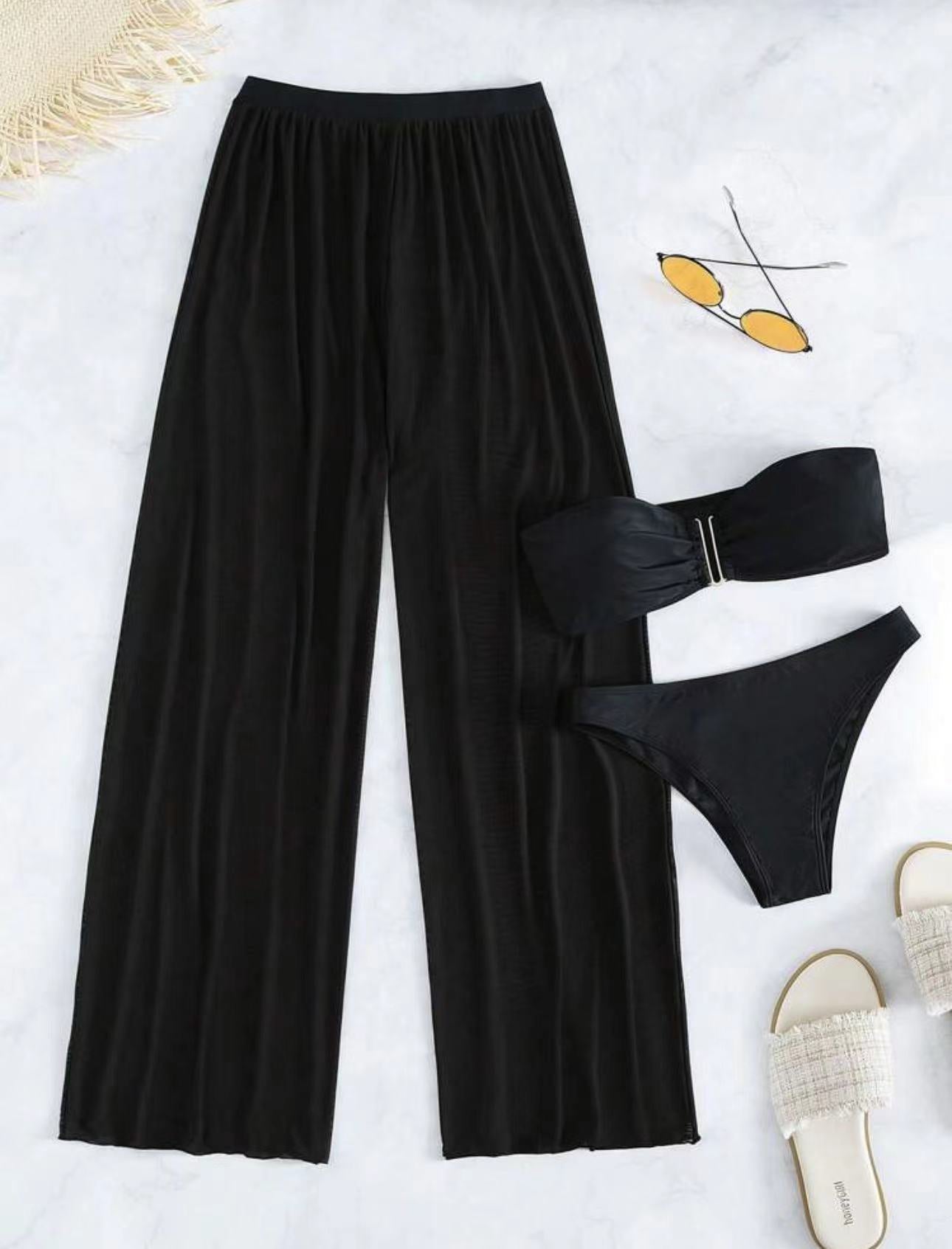 Traje de baño de tres piezas