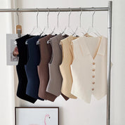 Blusa estilo chaleco con detalles dorados - Dressygt