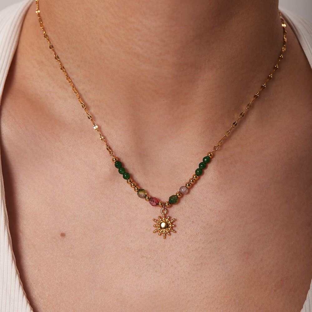 Collar dorado con dije de sol - Dressygt