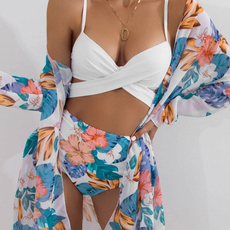 Conjunto de bikini con salida de baño tipo bata